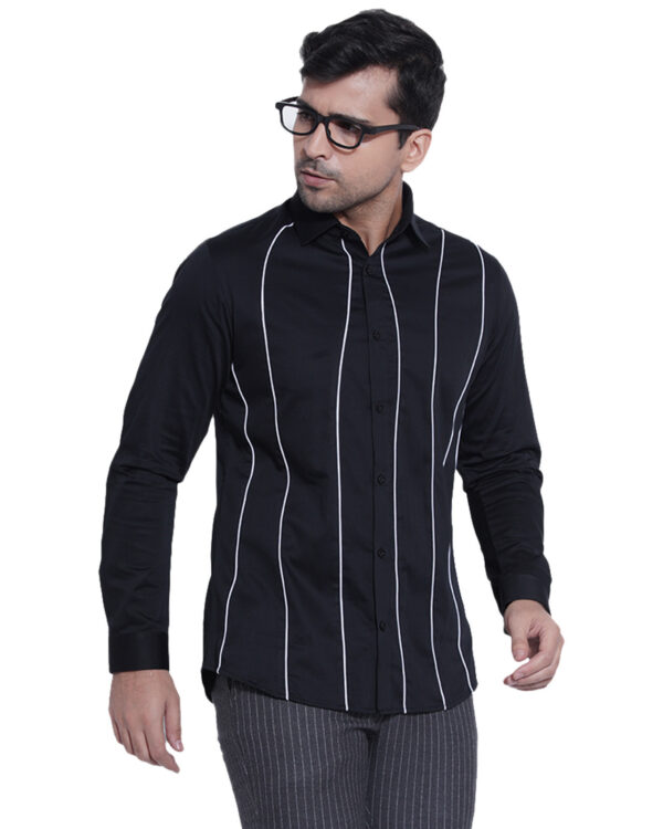 Abkasa Colt Shirt: A Classic Black & White Cotton Shirt With Asymmetrical Design