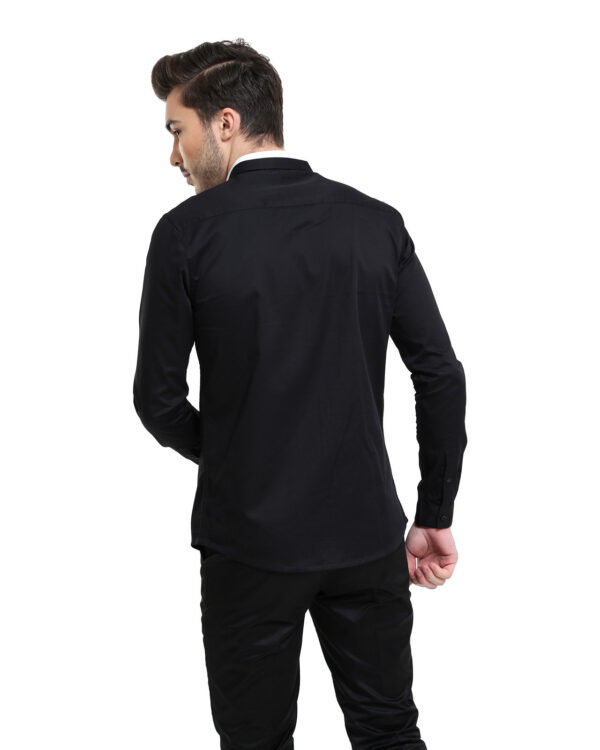 Abkasa Eraora: Add A Touch Of Elegance To Your Look With Our Long Sleeve Shirt