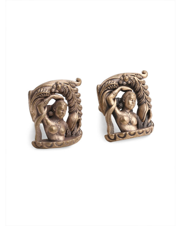 Cosa Nostraa’S Gold Cufflinks : Inspired By Ancient Indian Art