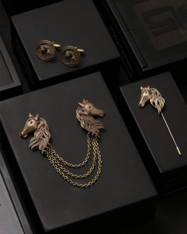 Cosa Nostraa’S Duo Horse Gift Sets : Horse Brooch, Cufflinks, Lapel Pin In One Stylish Package.