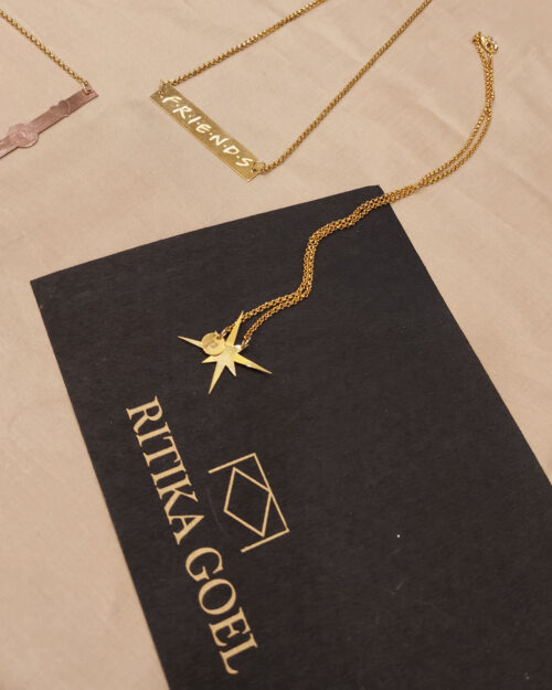 Necklace-chains-for-her-handcrafted-by-Ritika-Goel-all-metal-22K-GOLD-neckpiece-jewelery-Shenaro_Lifestyle-RGM0103-2