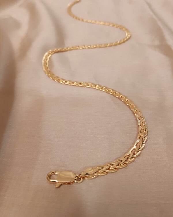 Wearable & Work-Wear Necklace Gold Chain Handcrafted By Ritika Goel
