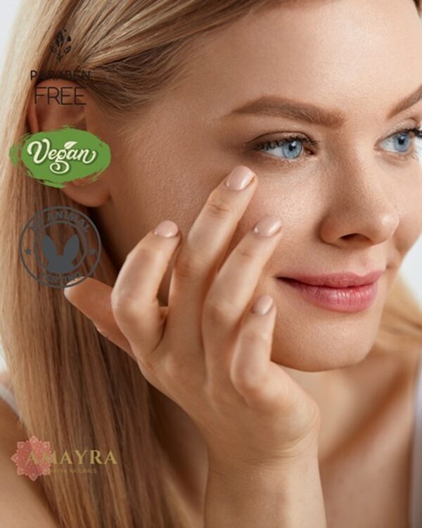 Get a lift for your eyes with Amayra Naturals’ powerful eyelid lift creams