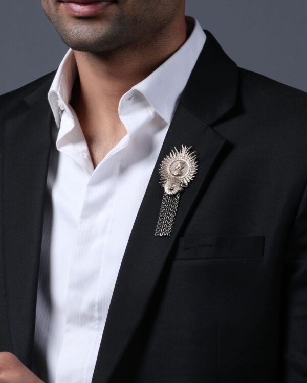 Cosa Nostraa’S King George V Brooch : The Perfect Addition To Any Regal Outfit In Men’S Style Accessories