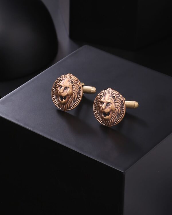 Make A Statement With Cosa Nostraa’S Stylish Cufflinks – The Perfect Accessory For Any Occasion