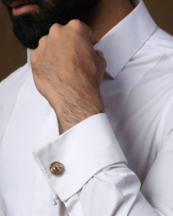 Make A Statement With Cosa Nostraa’S Stylish Cufflinks – The Perfect Accessory For Any Occasion